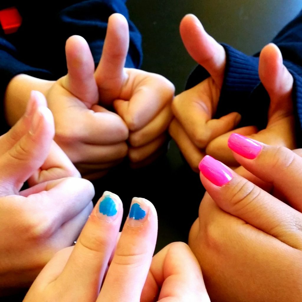 thumbs-up-629878_1280